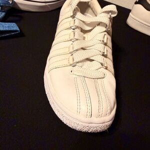 K-Swiss White Leather Low-Top Sneaker with Navy Insole Accent